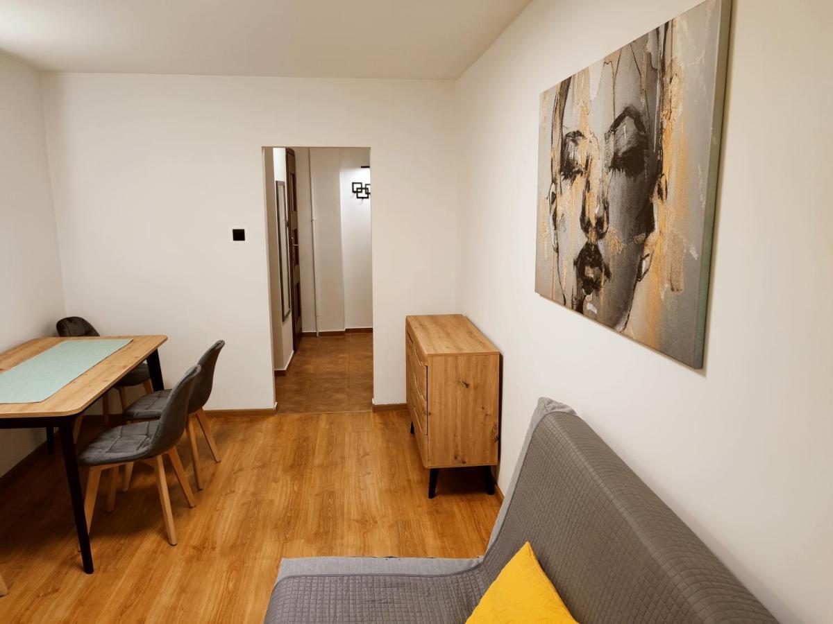 Zwierzyniecka Apartamenty Luna Białystok Exterior foto